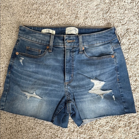 Universal Thread High Rise Denim Shorts - Picture 1 of 4